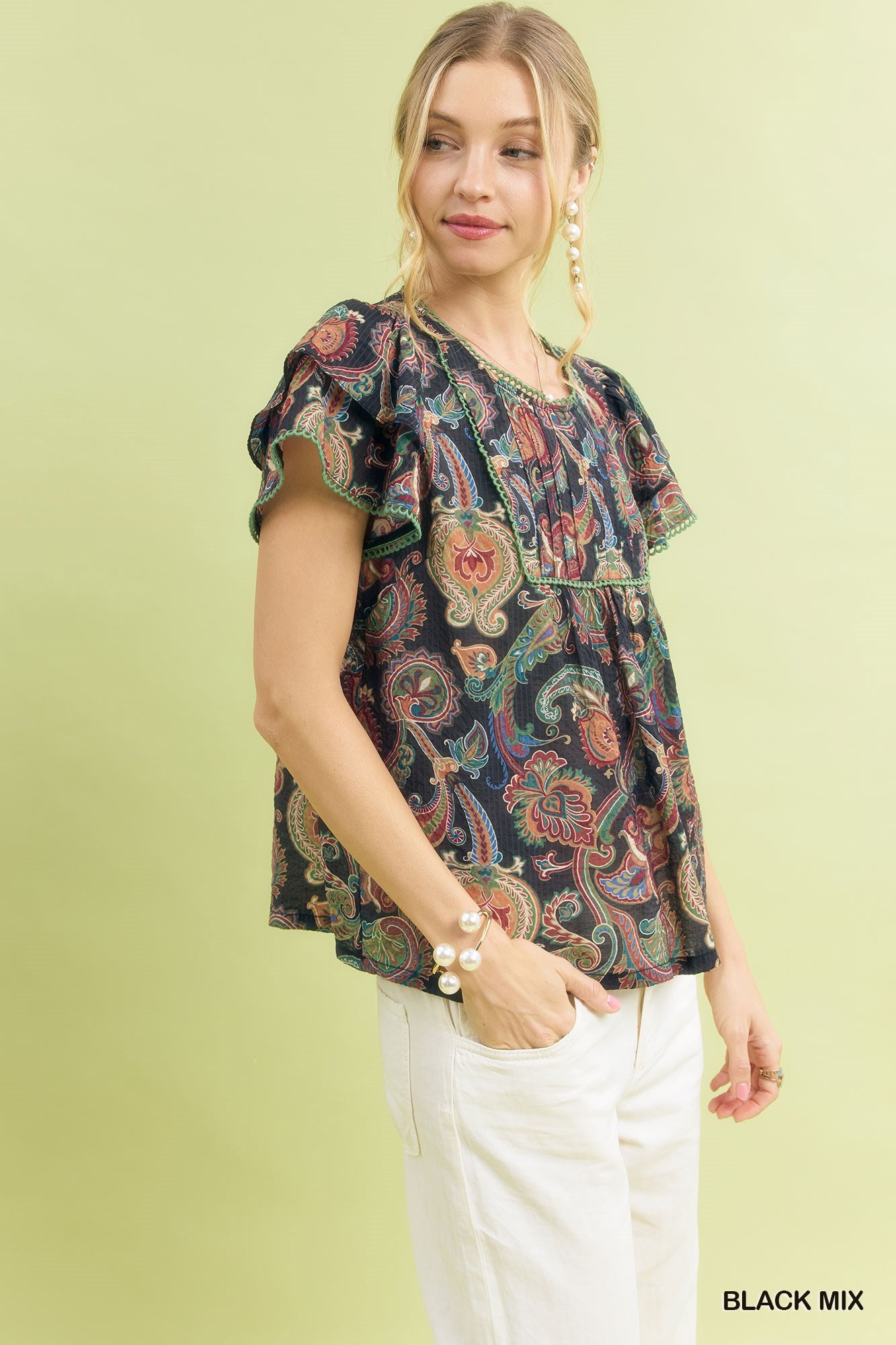 17cb2eb2-e03e-4f4e-be14-6dc7d0820d1c-Max